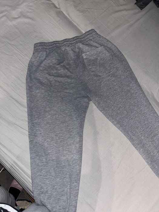 pantaloni trening barbati