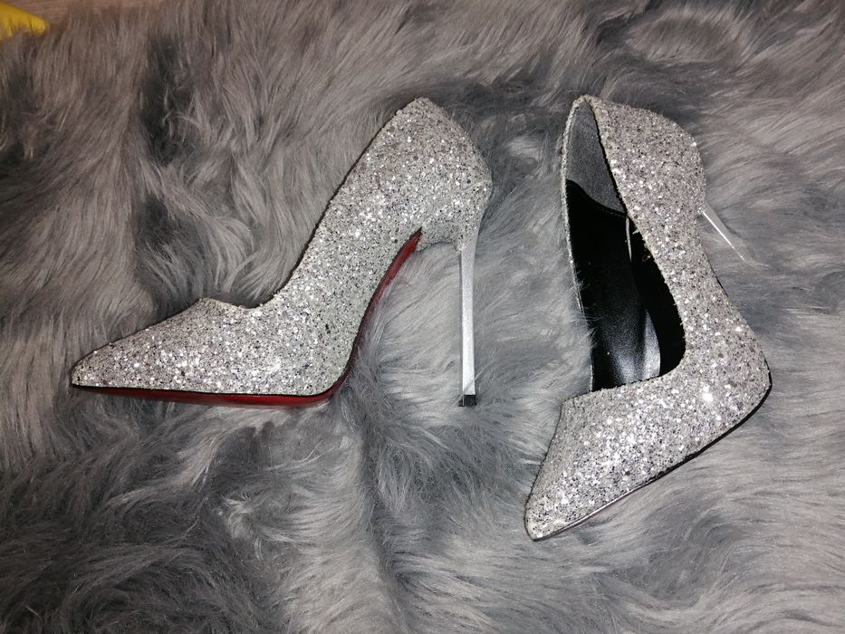 Дамски официални обувки и боти