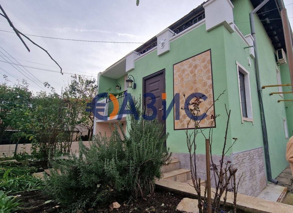 Продава се Къща в Средец - 174 кв.м за 805 €/кв.м - Снимка #1