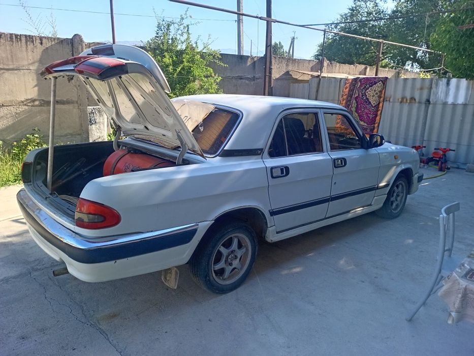 VOLGA GAZ 3110 sotiladi