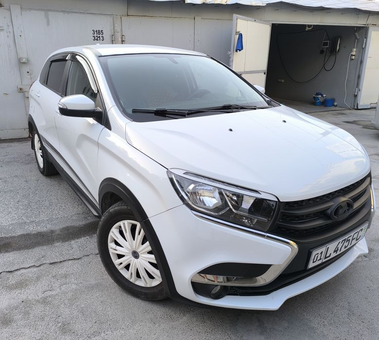 Евро стандарт 5.Продаю Lada Xrey 2019 год пробег 60000,возможен обмен.
