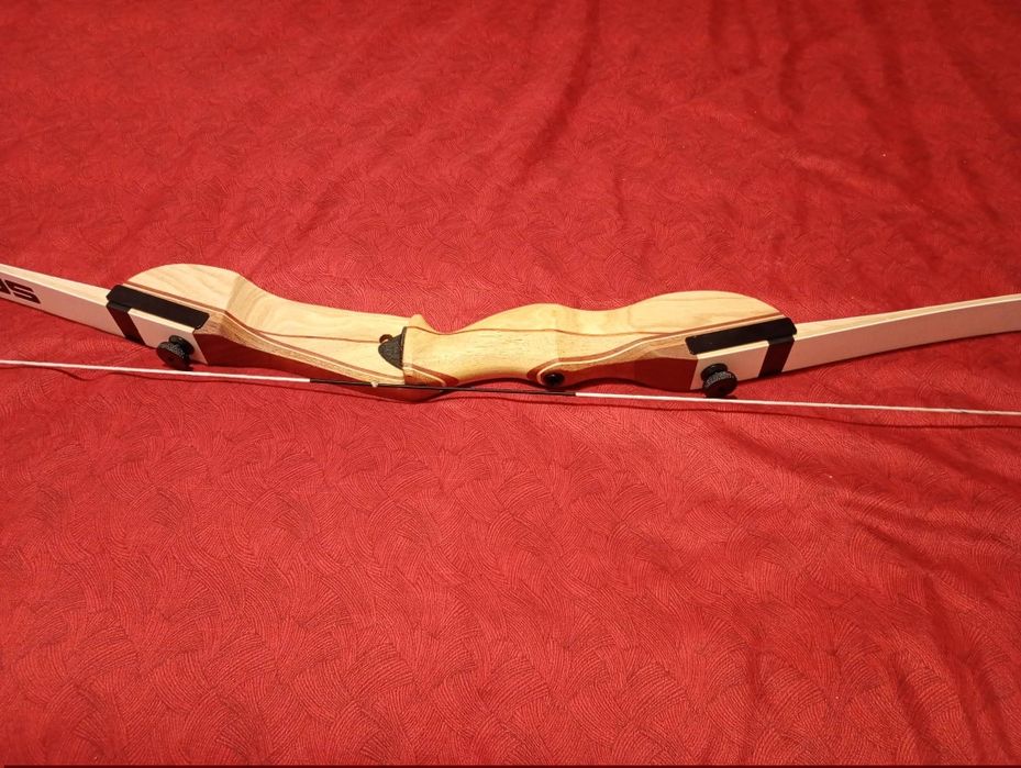 Arc recurve puternic