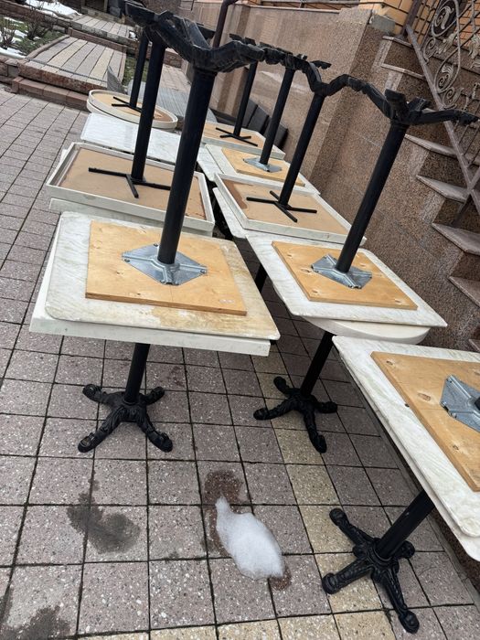Продам столы для кафе