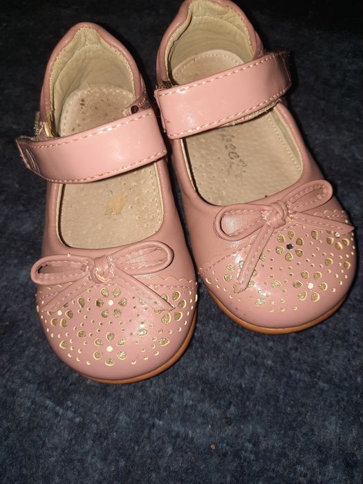Pantofi fetite marimea 22