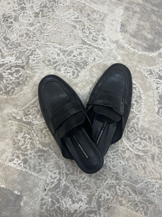 Кожаные тапочки