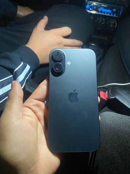 iphone 16 оргинал полный каропка есть безремонта