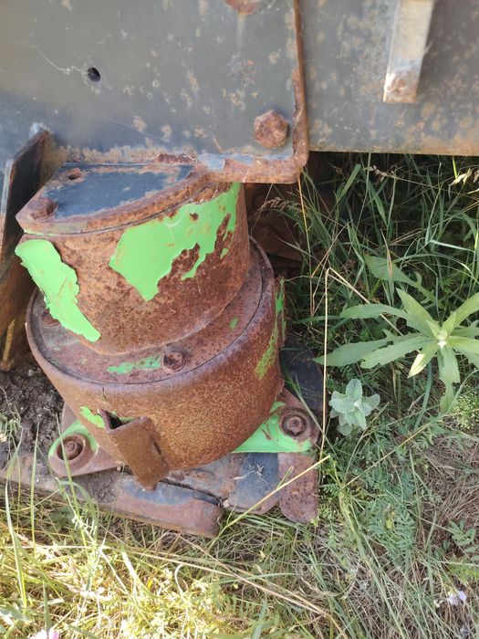 Coasa frontala pe tractor 3. 2M deutz fahr