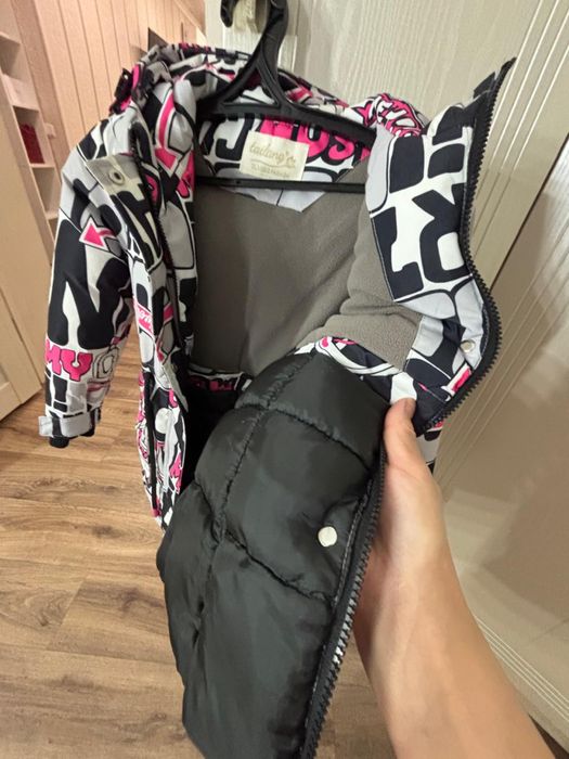 Куртка детская 7-8 лет на девочку ЗИМА