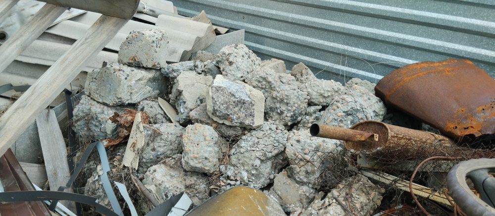 Отдам бесплатно доски на дрова