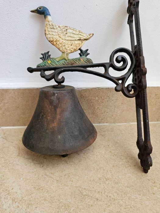 Ретро камбанка от чугун