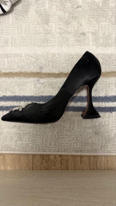 Женкие туфли на каблуке