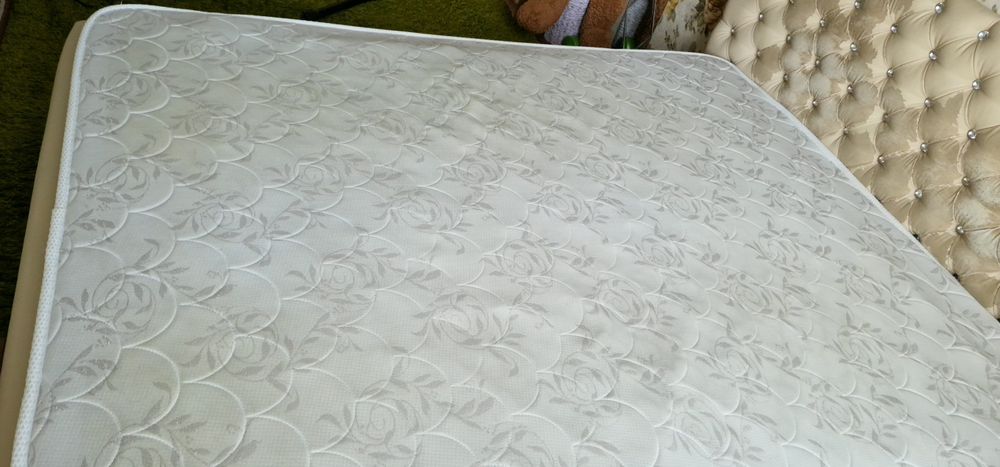 Продам кровать + матрас,размер 160х200