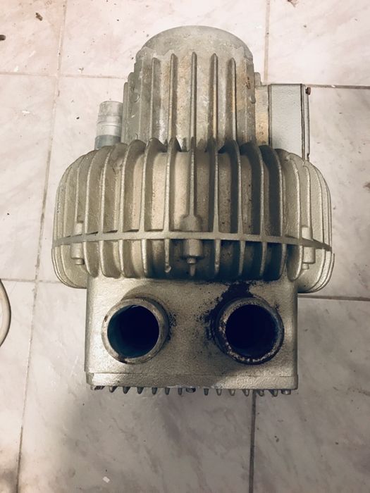 Pompa aspiratie uscata Durr dental cabinet stomatologic dentara