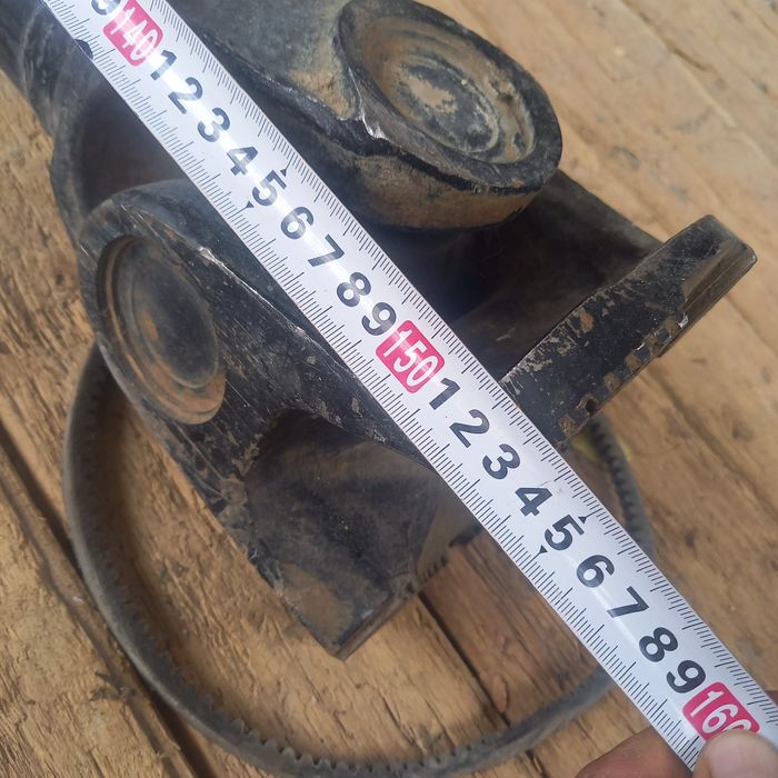 Карданный вал на ДонгФенг.