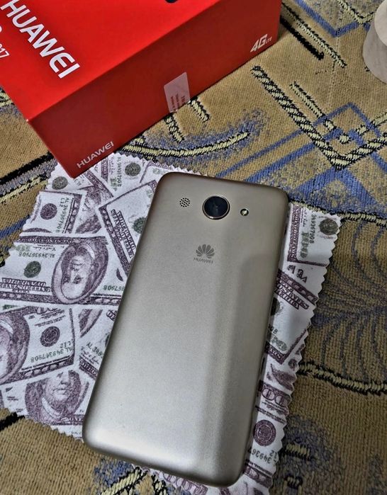 Huawei Y3 телефон