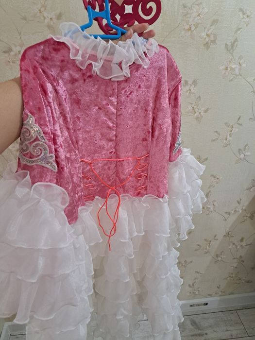 Ұлттық киімдер сатамын 8-9жаска арналган