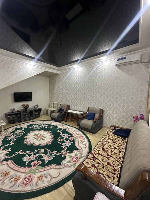 Сдается Коттедж в Аренду 1.6соток 5 комнат Хонобод