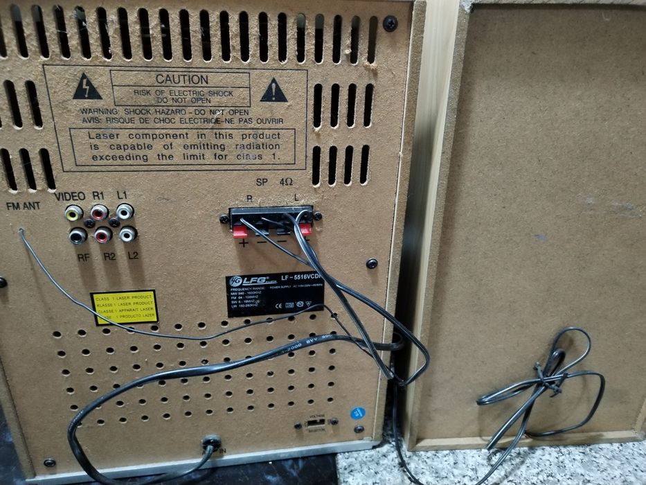 Sistem audio LFG stereo cu boxe