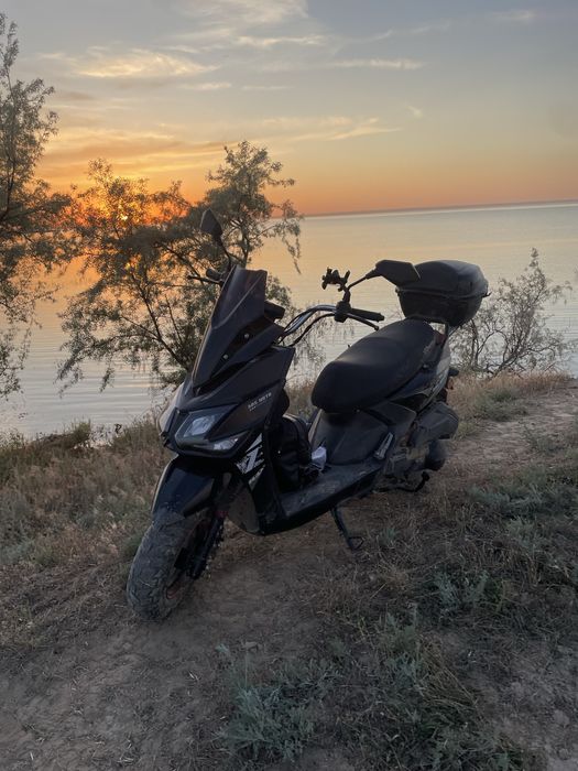 Продам мопед спмурай 150