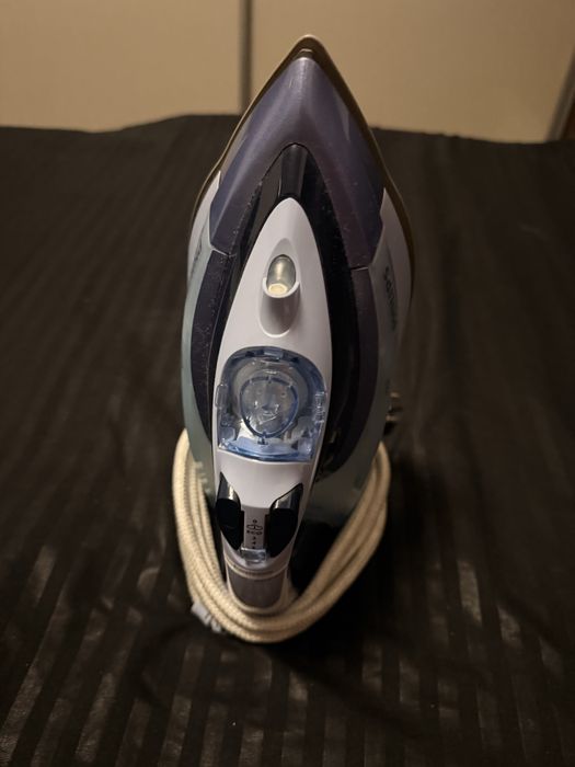 Fier de călcat Philips model Azur folosit