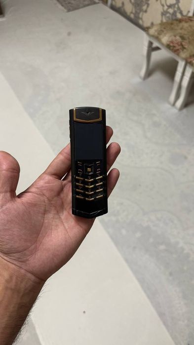 Vertu signature zor sastayanya