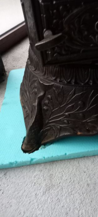 Печка на твърдо гориво!Уникат работи перфектно. Ретро само за ценители