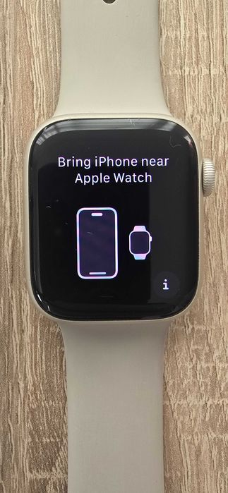Apple Watch Series 9 – 41mm – Cellular – Starlight – Stare foarte bună