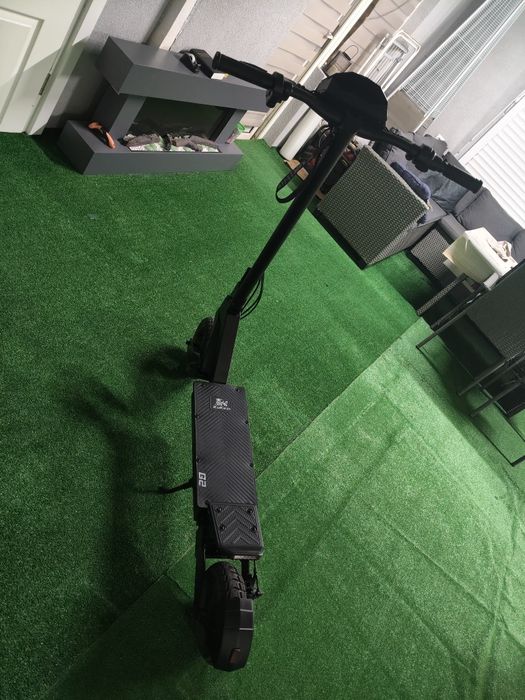 Vând kukirin G2.