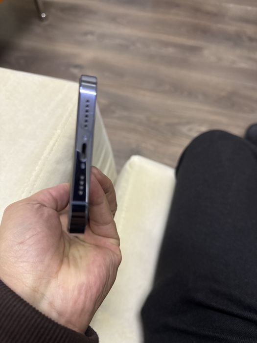 iPhone 13про макс