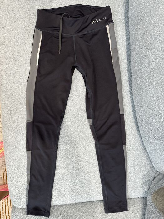 Одежда для спорта женская