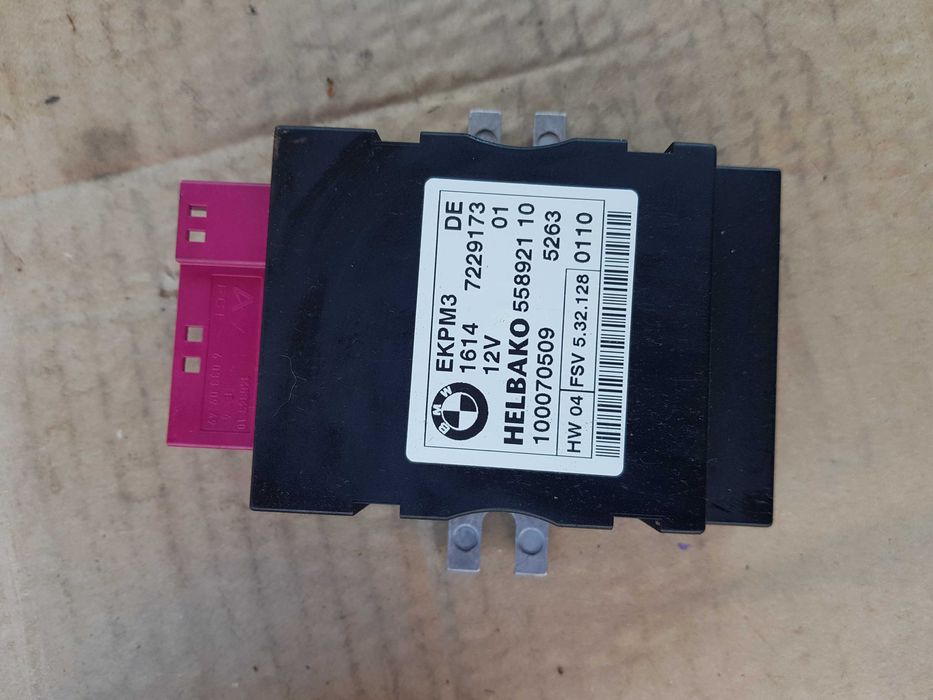 Модул горивна помпа БМВ Е9X module fuel pump BMW E9X 325i n53b25 218кс