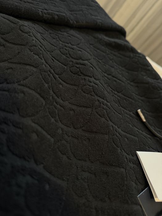 DIOR – черен суичър с качулка (all-over monogram)