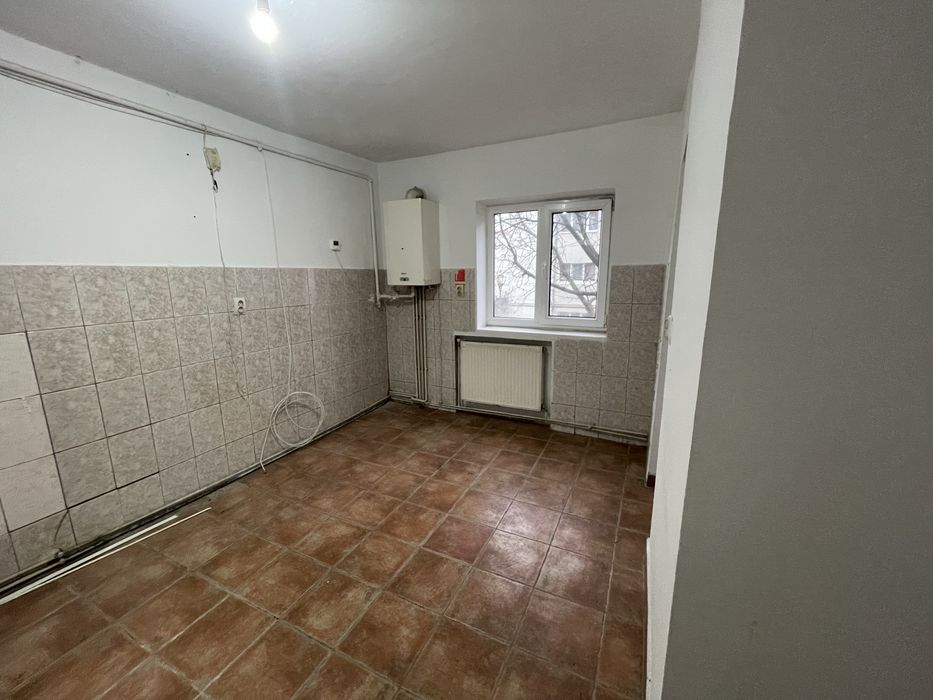 Saptiu comercial de inchiriat in Dej