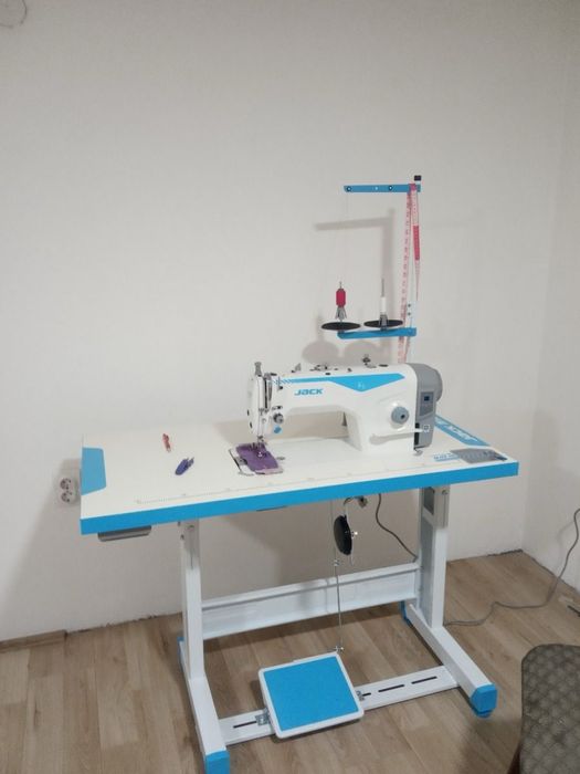 Оверлок «JACK» ……..