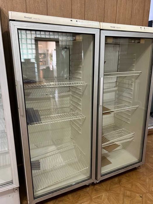 Витринные холодильники