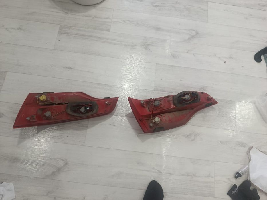 Задание фонари на Ауди ку7