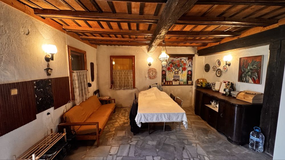 Къща с двор в с. Трудовец, общ. Ботевград