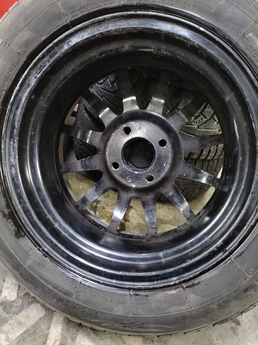 Ауди Б4 запаску R15