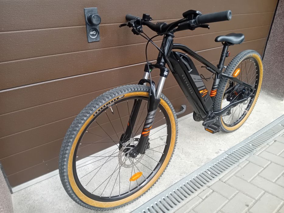 Vand bicicleta electrica MTB ,  Rockrider E-ST 500, pt.  copii 8-12 ani  sau adulti cu inaltimea maxima 1.65 m