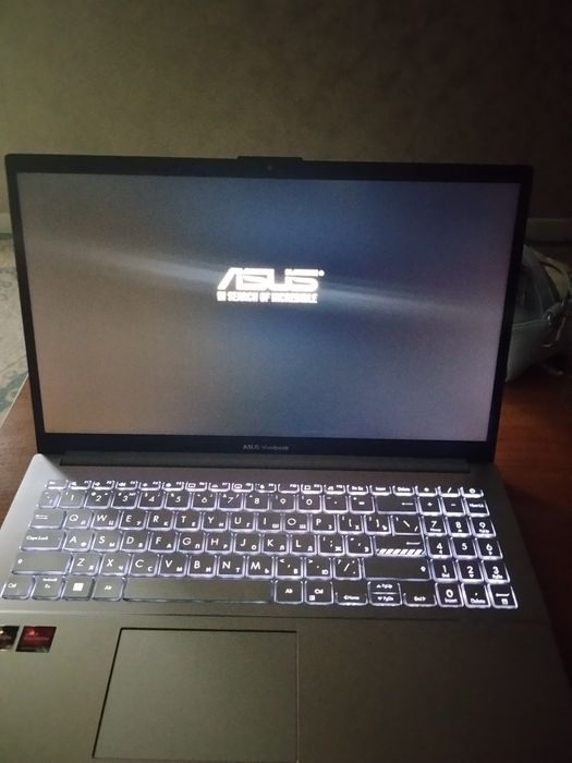 Ноутбук ASUS Vivobook Go 15
