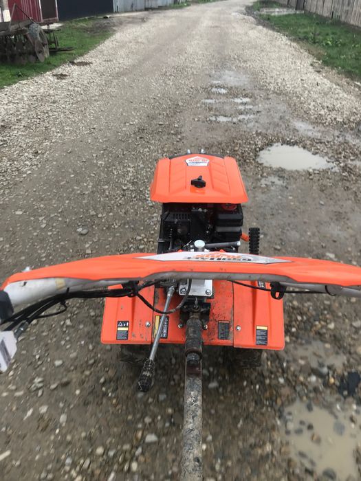 Vînd motocultor ruris 6500 acc