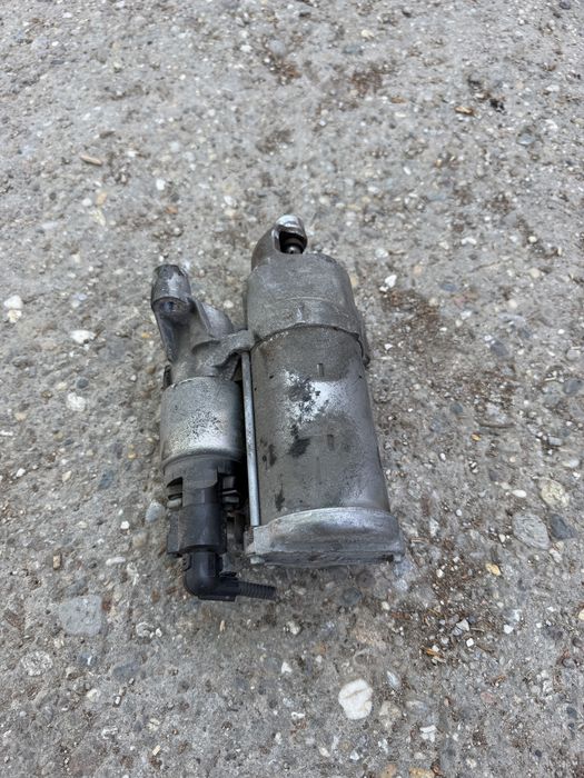 Стартер BOSCH за Audi A4, A5, A6, Q5 2.0 TDI | 04L911021 | 0001174404