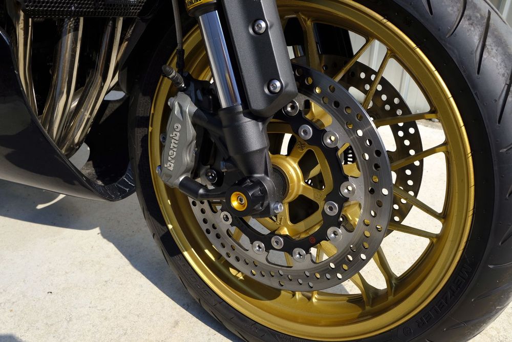 Kawasaki Z900RS SE 2023