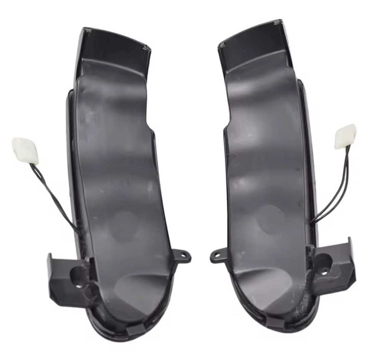 Динамични бягащи мигачи за огледалата Мерцедес Mercedes R171 W171 SL