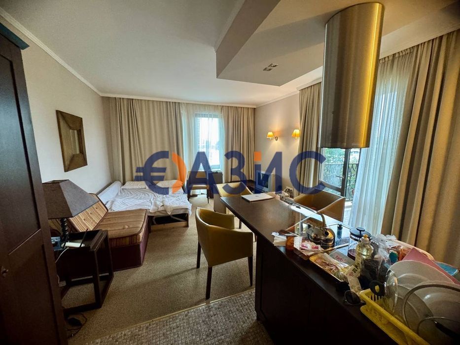 Продава се Двустаен апартамент в к.к. Слънчев бряг - 78 кв.м за 615 €/кв.м - Снимка #2