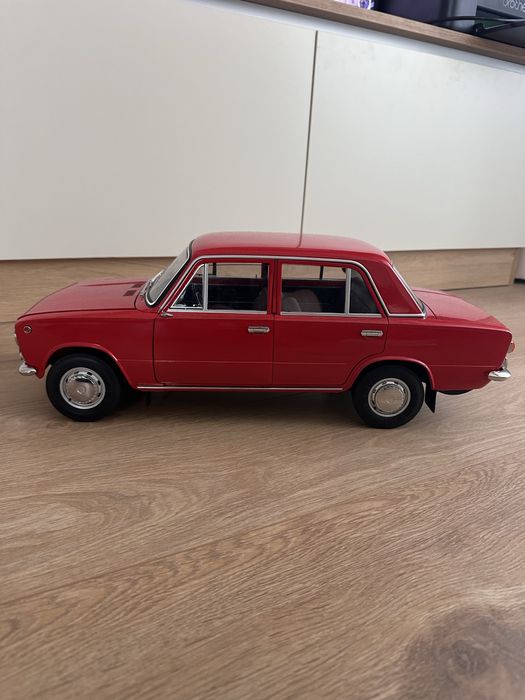 Жигули 1:8 hachette колекция BAЗ 2101