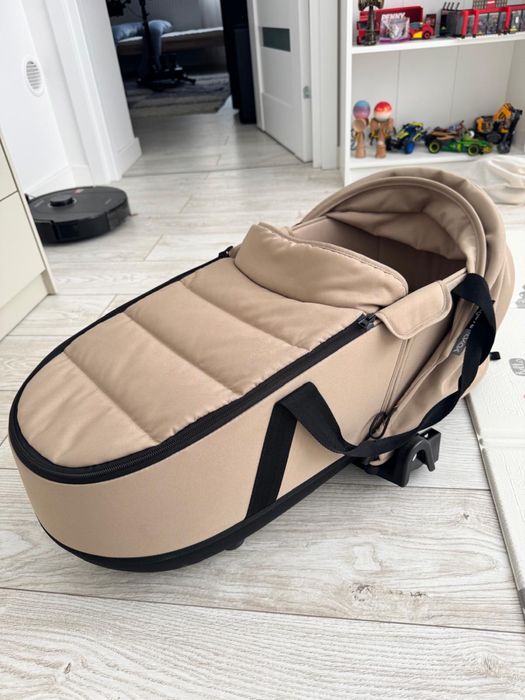 Landou Stokke YOYO² + adaptoare – stare impecabilă