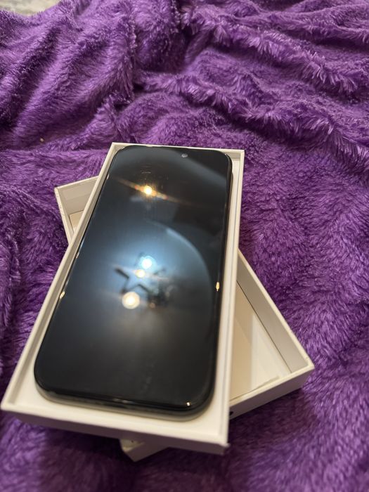 Продам айфон 15 128 коробка