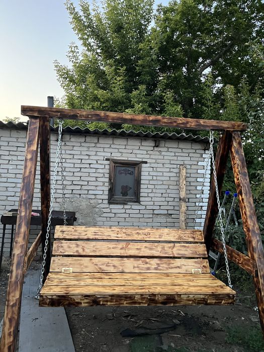 Качеля ручной работы