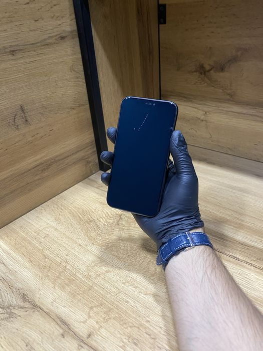 Iphone 11 sotuvda
